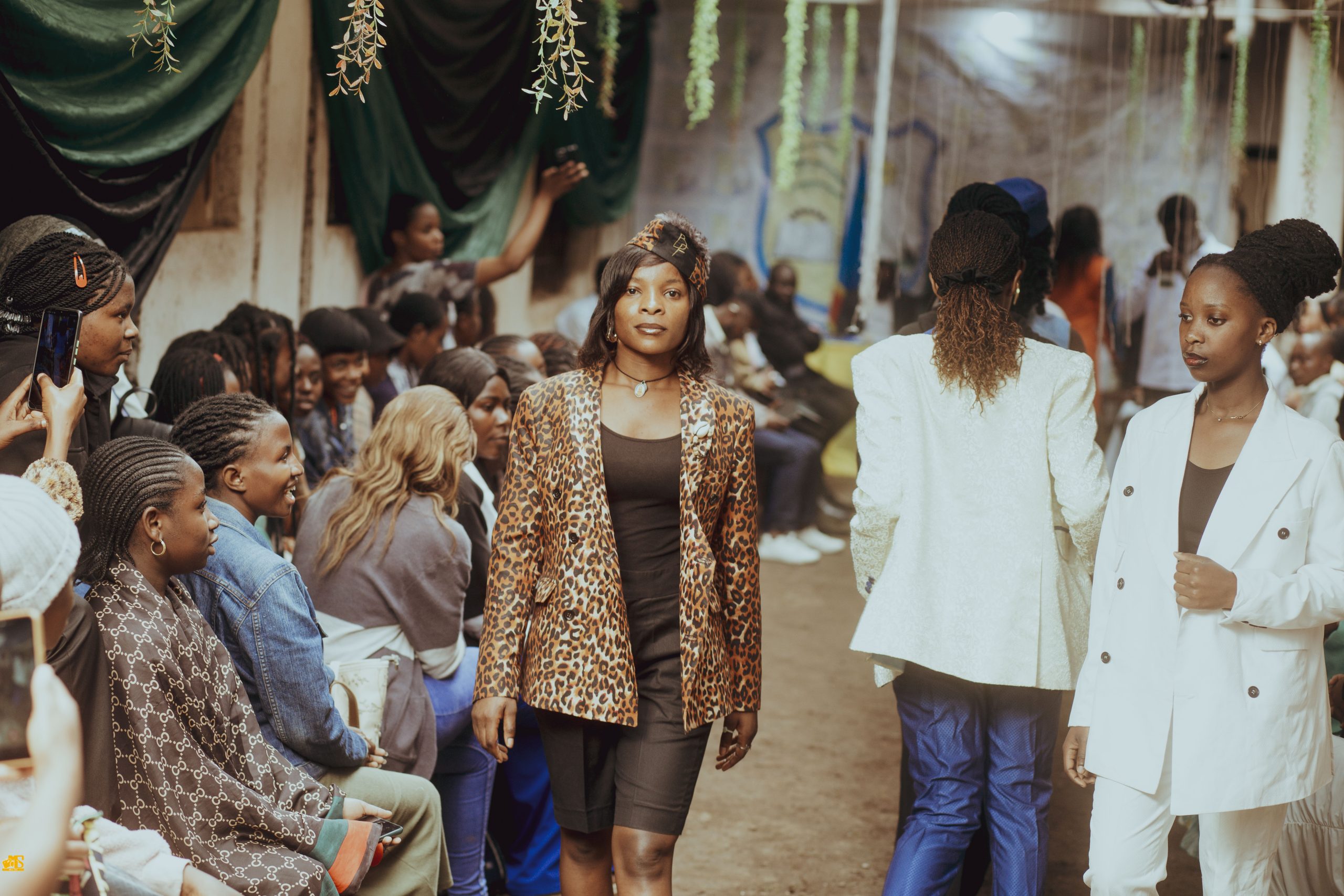 Bukavu : Dove Sewing +243 et Swagg Collection illuminent la mode à l’ISAM